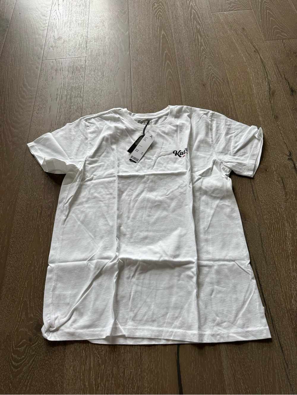 Urban Outfitters Katin Nanea short sleeve tee